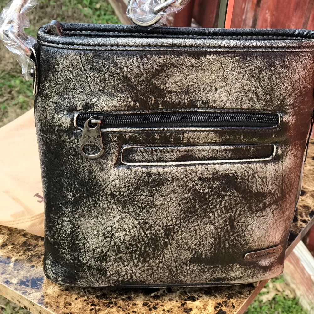 Montana West Black Crossbody NWT - Picture 4 of 8